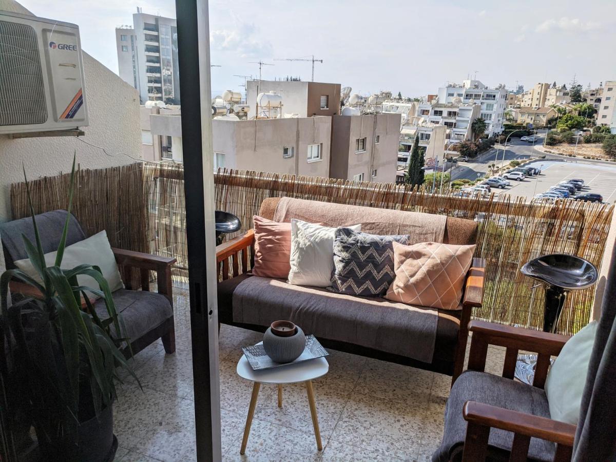 Fantastic 1 Bed Apartment By The Sea Opposite 4 Seasons לימסול מראה חיצוני תמונה
