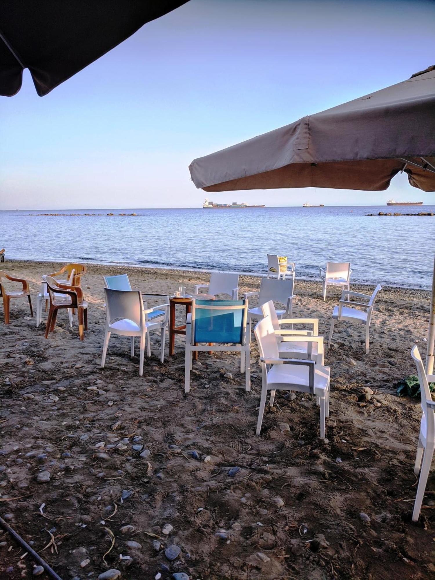Fantastic 1 Bed Apartment By The Sea Opposite 4 Seasons לימסול מראה חיצוני תמונה