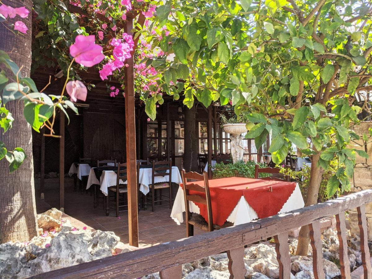 Fantastic 1 Bed Apartment By The Sea Opposite 4 Seasons לימסול מראה חיצוני תמונה